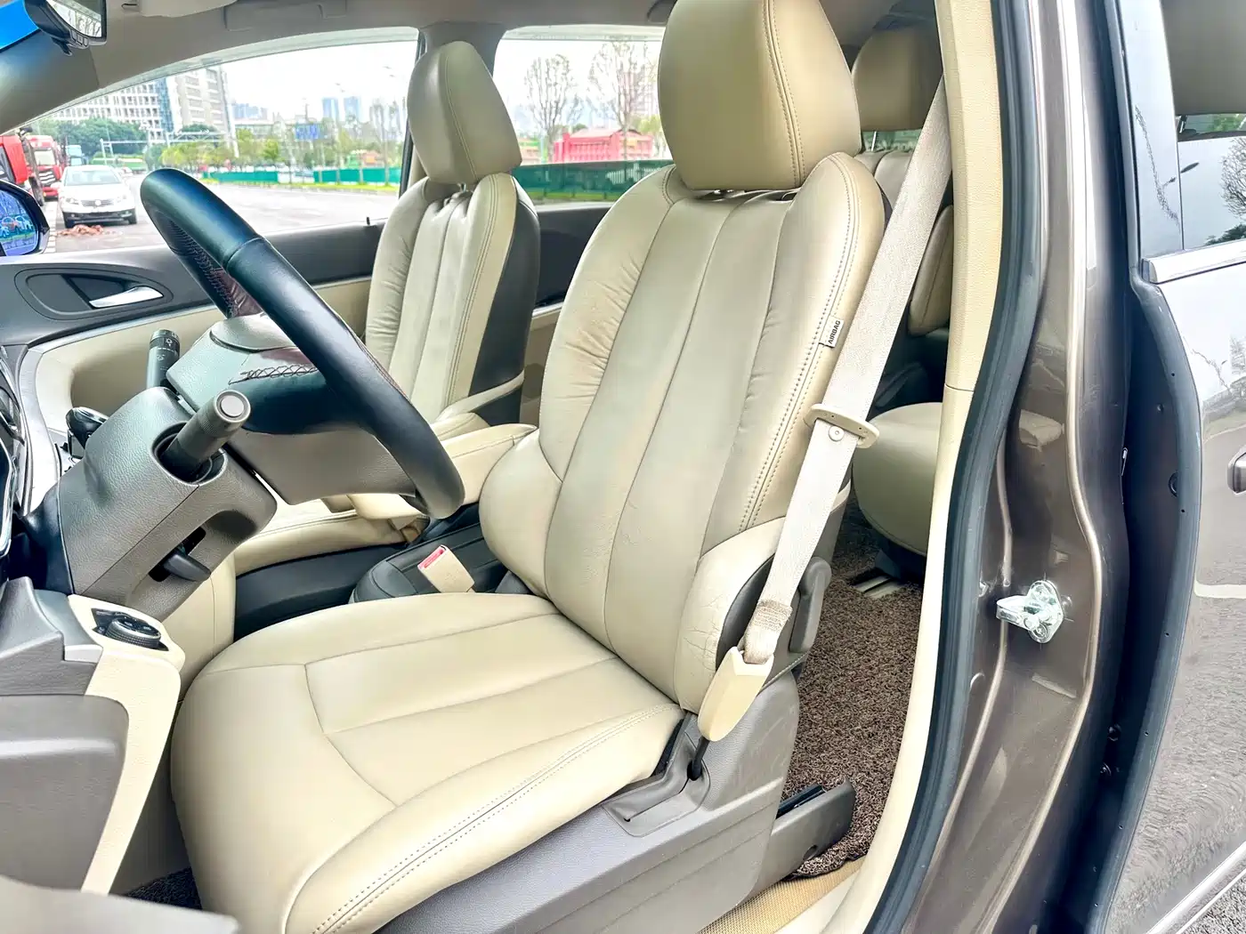 Buick GL8 2011 3.0L GT Luxury Business Elegance Edition фото 22