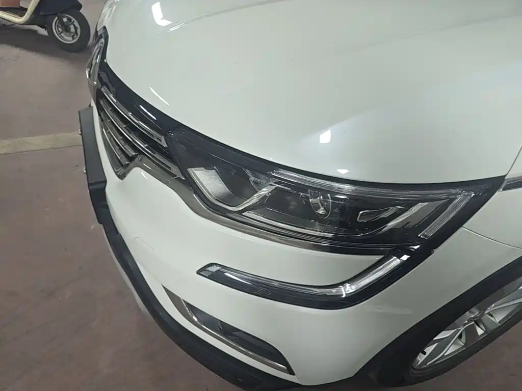 Renault Koleos 2018 2018 2.0L 2WD Luxury Edition