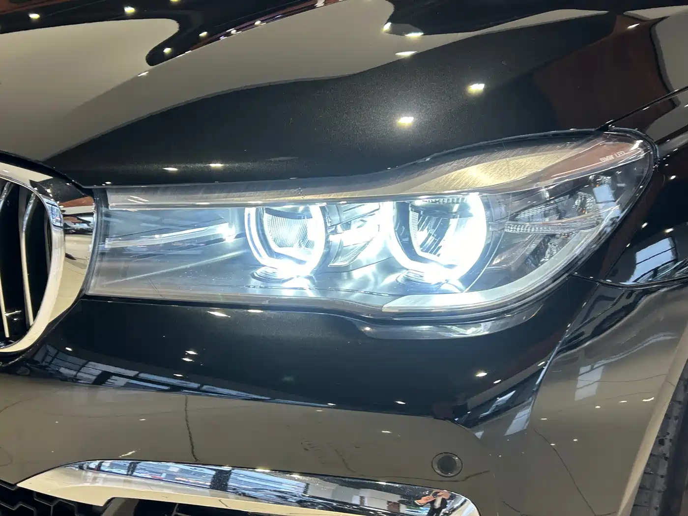 BMW 7 Series 2018 730Li Leading Type M Sport Package фото 2