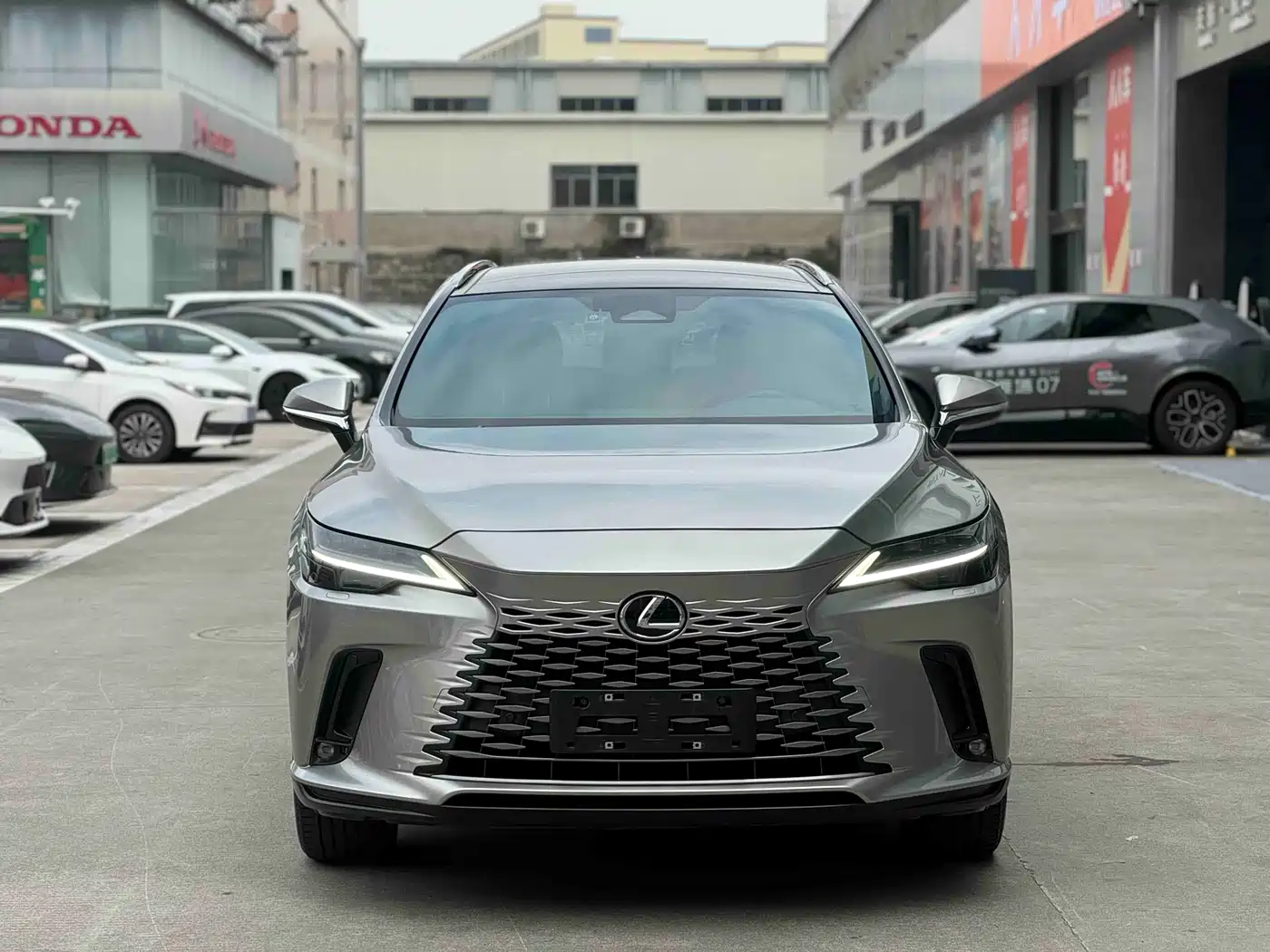 Lexus RX 2023 350h 4WD Pure Edition фото 2