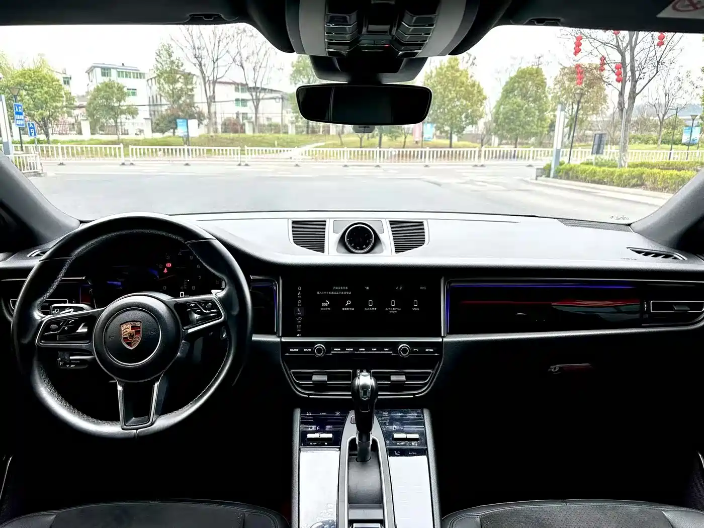 Porsche Macan 2018 Macan 2.0T фото 5