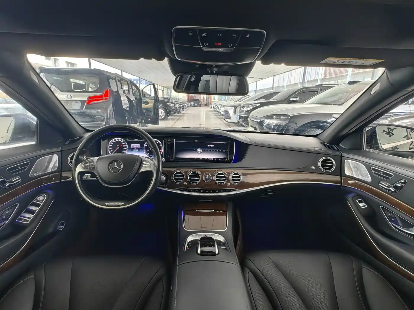 Mercedes-Benz S-Class 2014 S 320 L Luxury фото 12