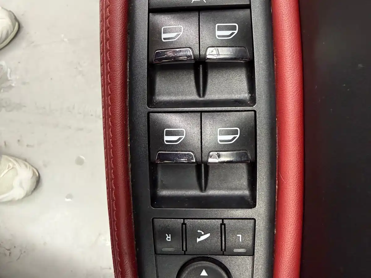 Maserati Ghibli 2018 Facelift 3.0T Standard Edition фото 18