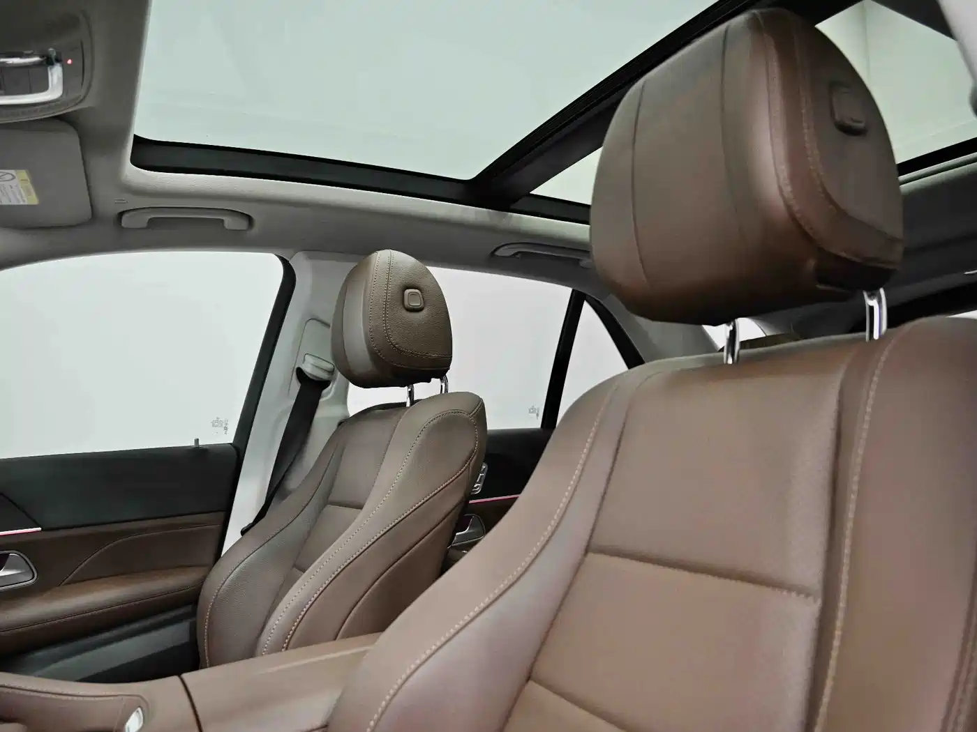 Mercedes-Benz GLE 2024 GLE 450 4MATIC Luxury фото 30