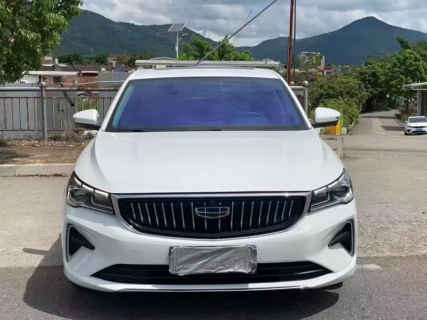 GEELY AUTOMOBILE EMGRAND