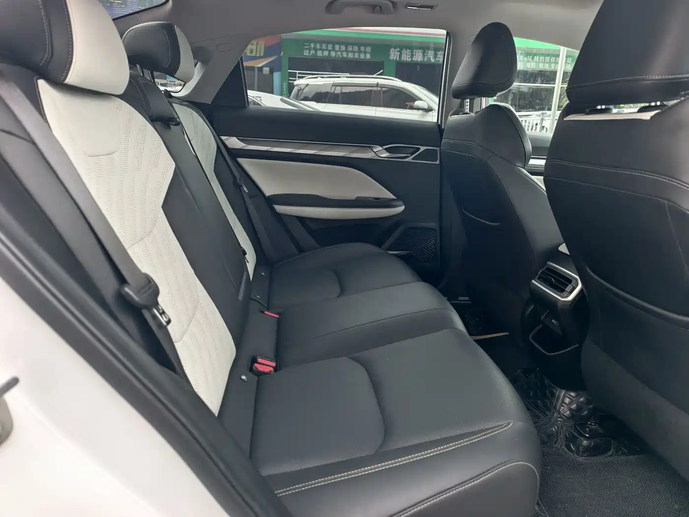 Geely Emgrand L 2023 2022 1.4T CVT Flagship