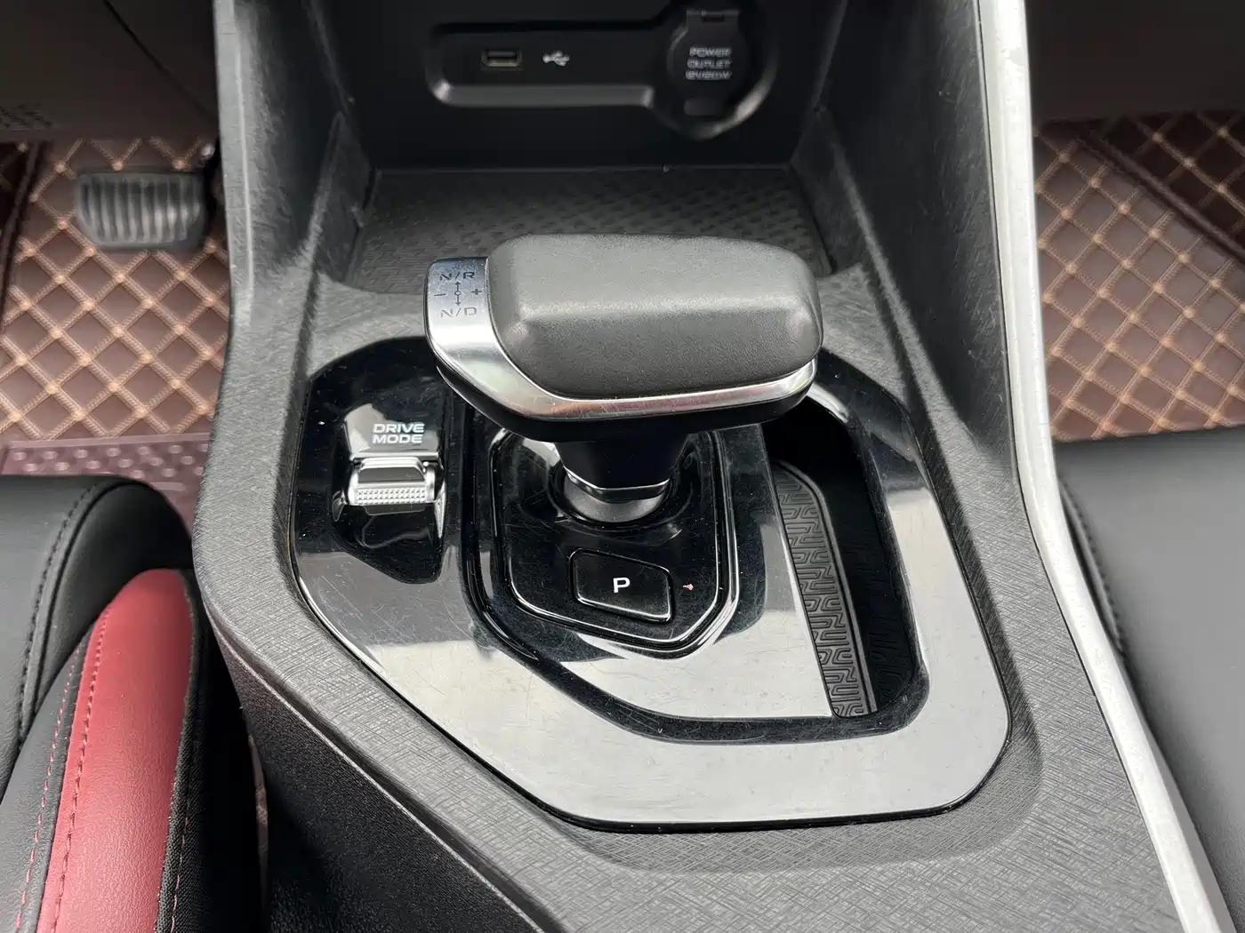 GEELY AUTOMOBILE BINYUE