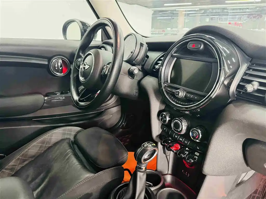 MINI 2016 1.5T COOPER фото 23
