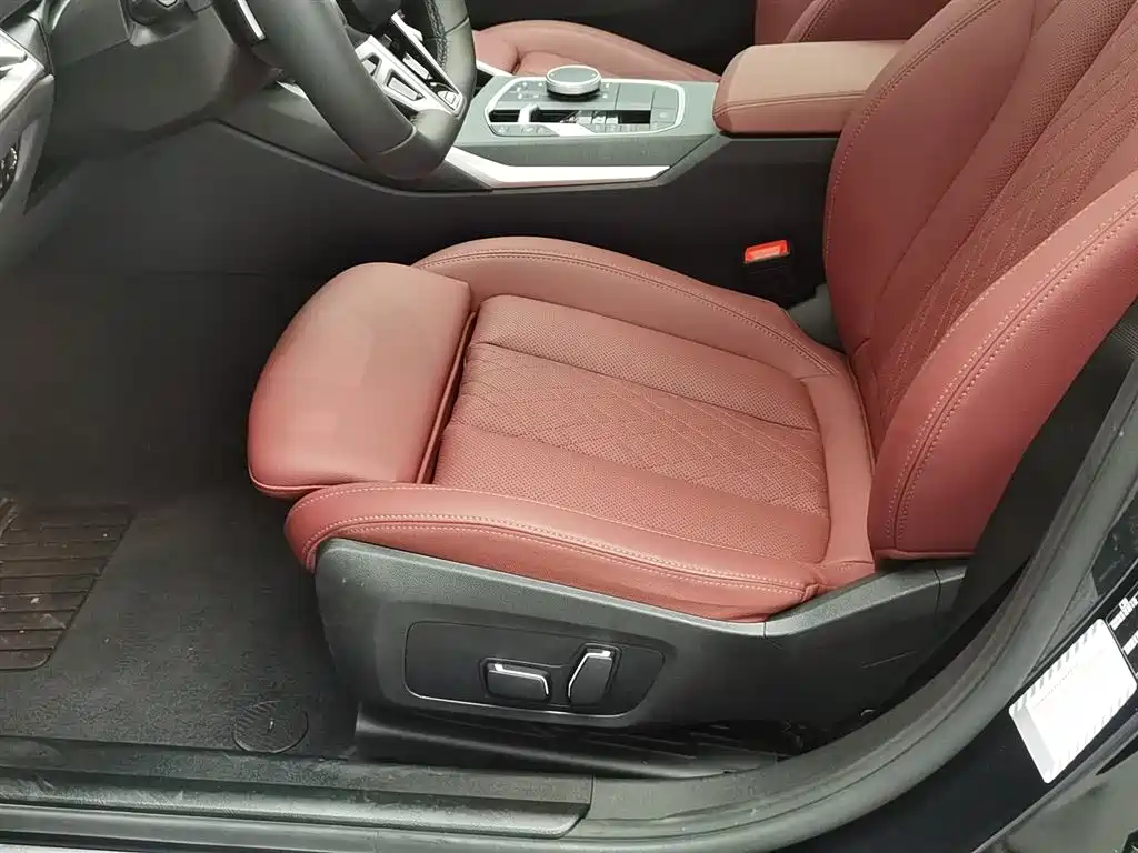 BMW 3 Series 2025 325Li M Sport Package фото 20