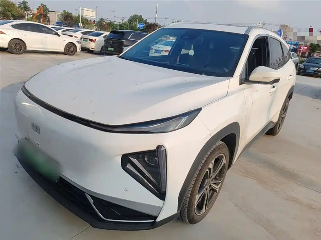 Geely Galaxy Galaxy L7 2025 EM-i 115km Explorer+ Edition