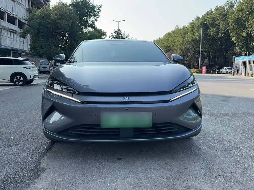 2026 BYD Qin L