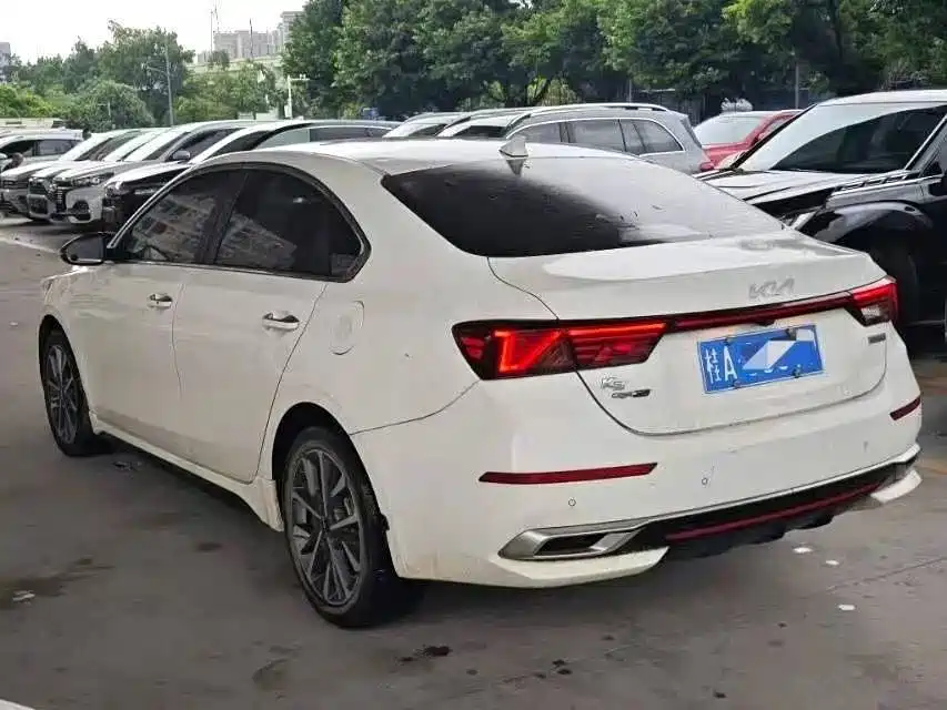 Фото 6 - Kia K3