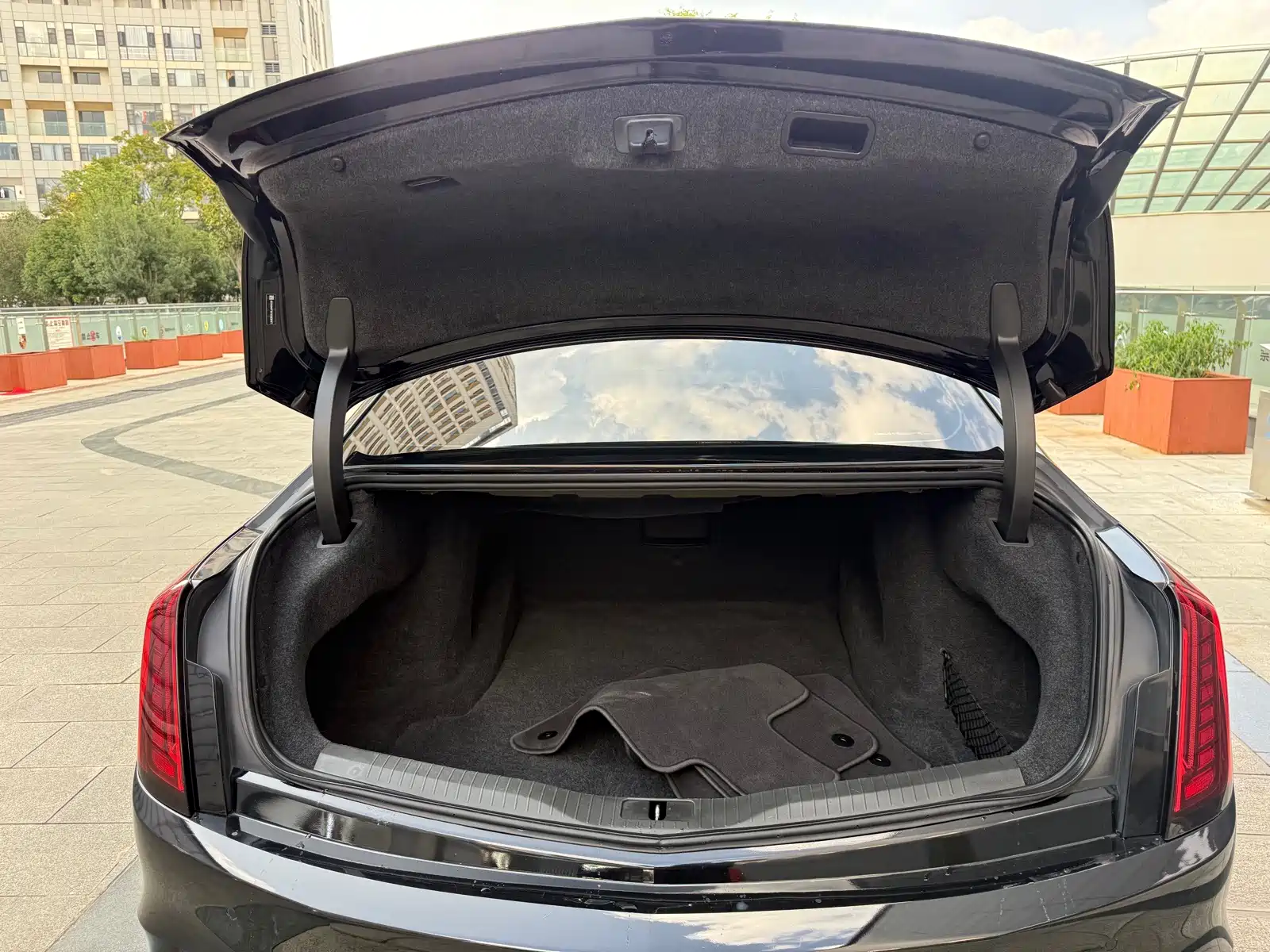 Фото 41 - Cadillac CT6