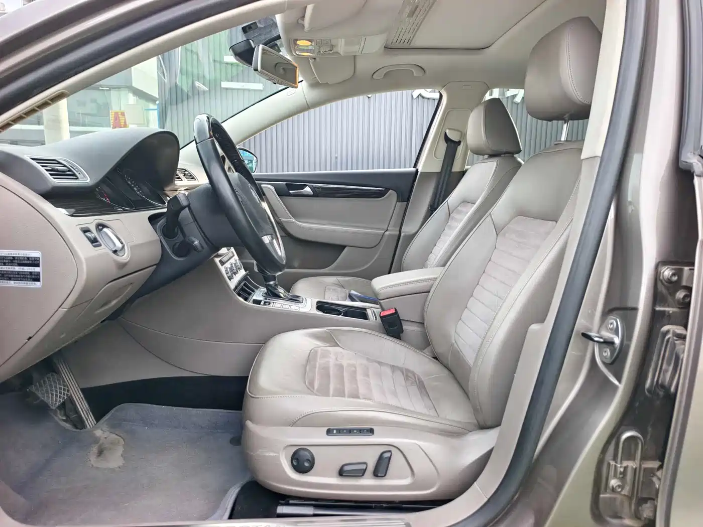 Volkswagen Magotan 2012 1.8TSI Premium фото 7