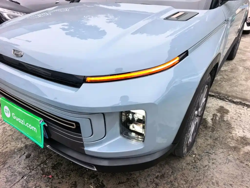 Фото 24 - Geely ICON