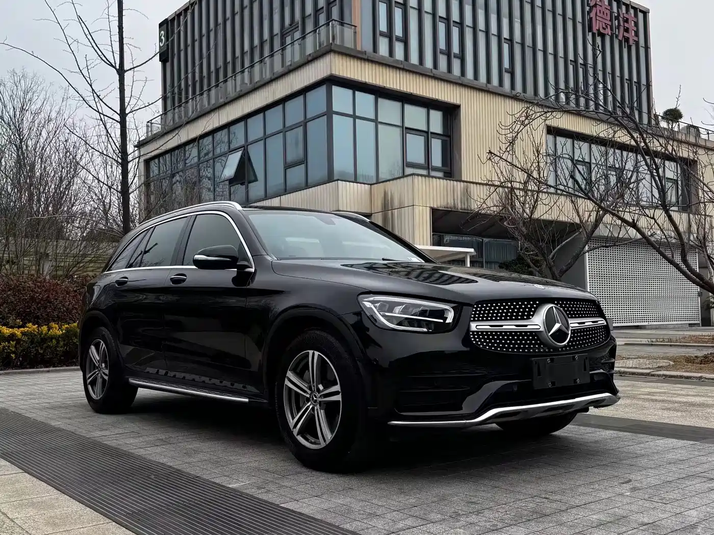 Mercedes-Benz GLC 2020 GLC 260 L 4MATIC Luxury фото 3