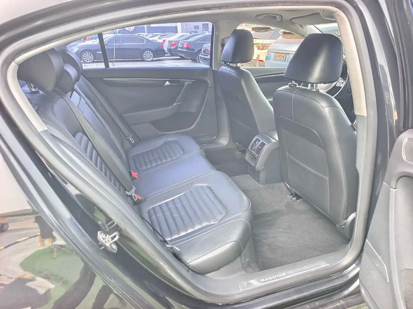 Volkswagen Magotan 2013 1.8TSI Luxury фото 16