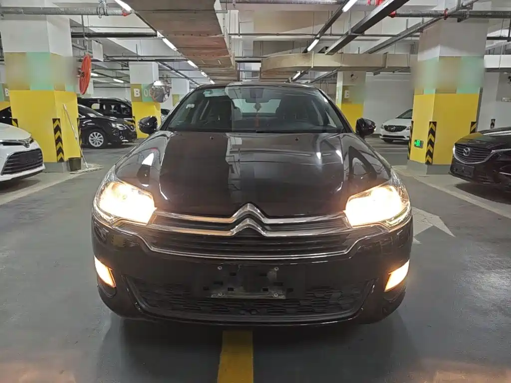 Фото 3 - Citroën C5
