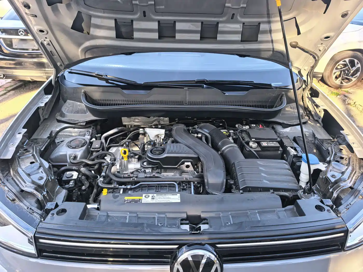 Volkswagen Tharu 2025 New Edge 300TSI Enjoyment Edition фото 11
