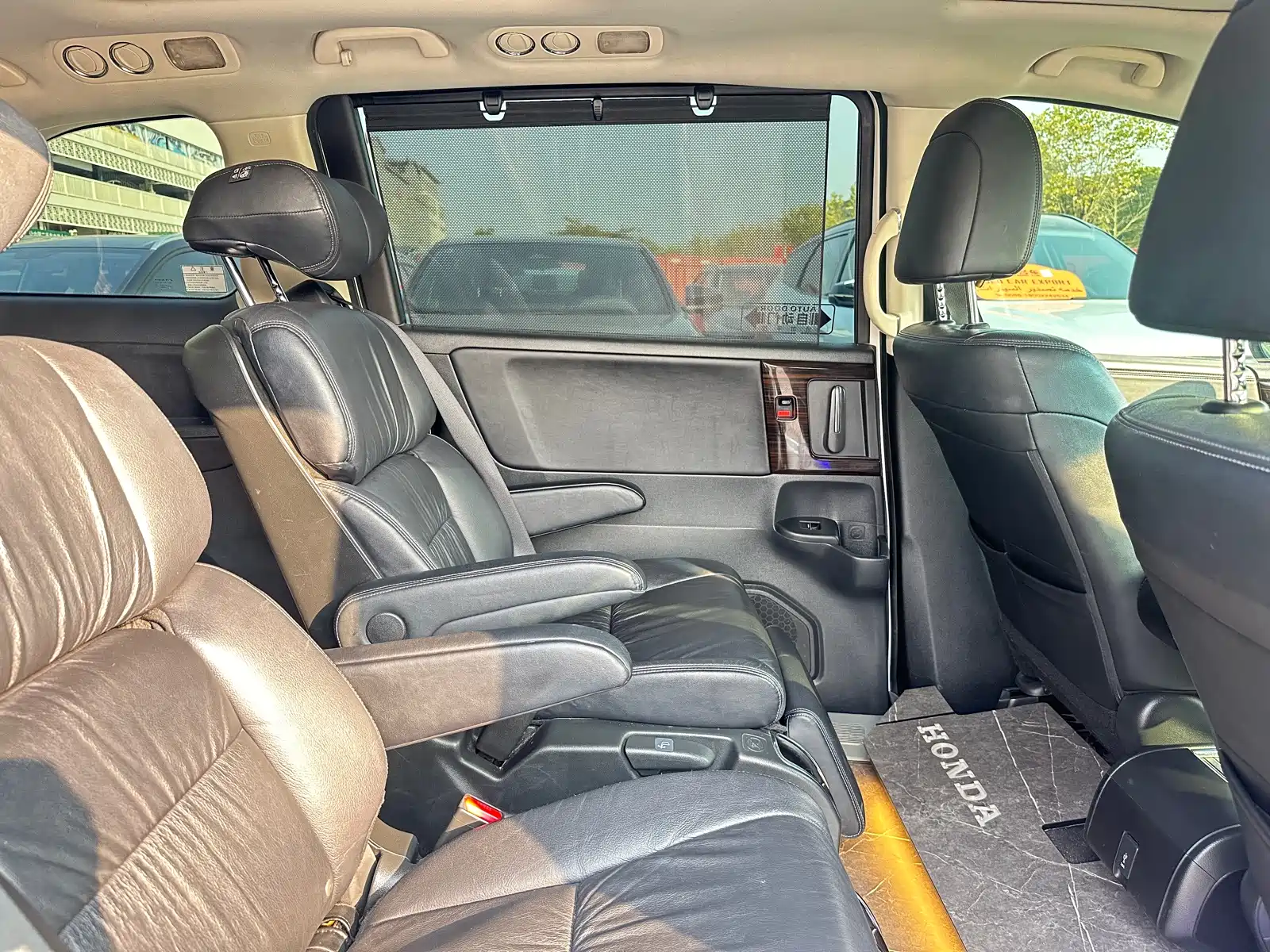 Photo 13 - Honda Odyssey