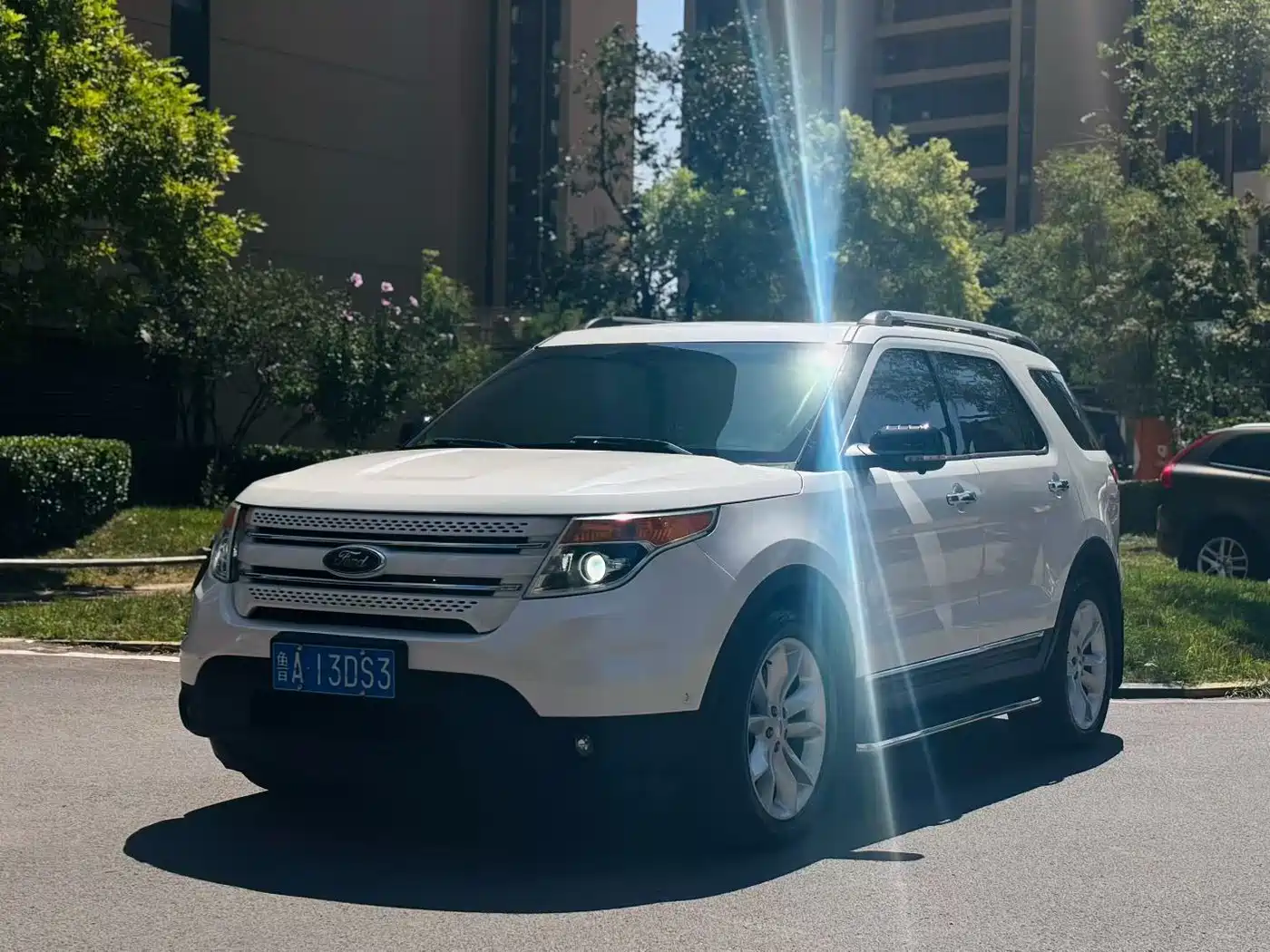 Ford Explorer (Import) 2013 2013 3.5L Premium Edition