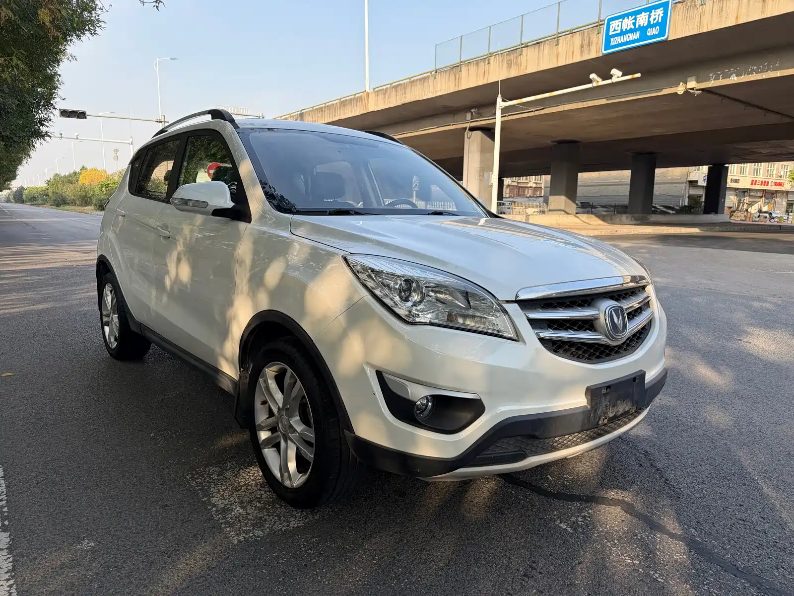 Фото 2 - Changan CS35