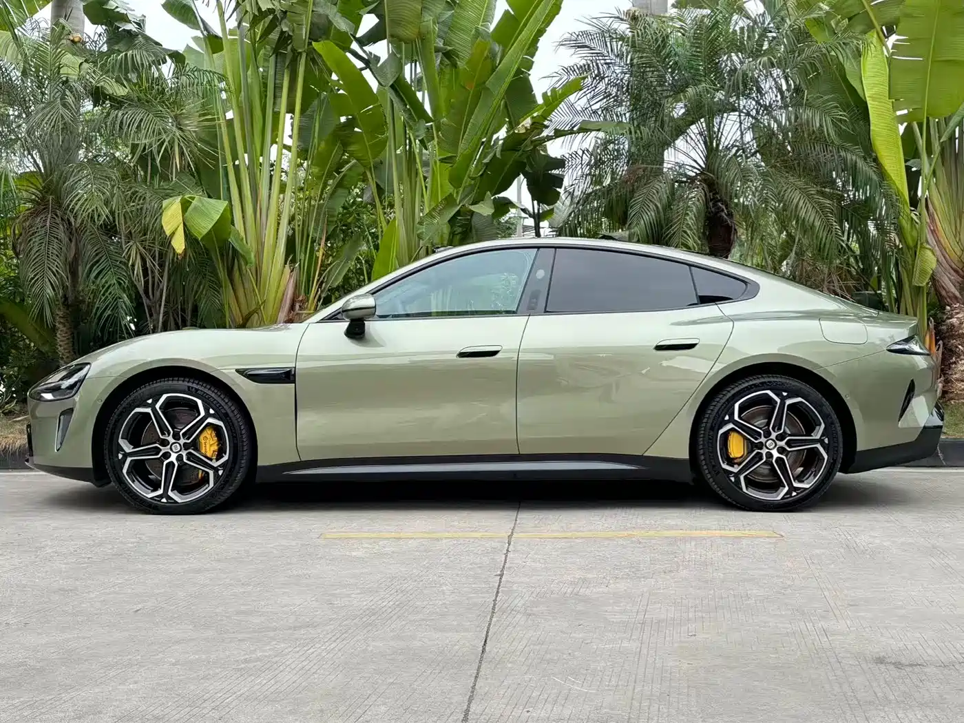 XIAOMI CAR XIAOMI SU7