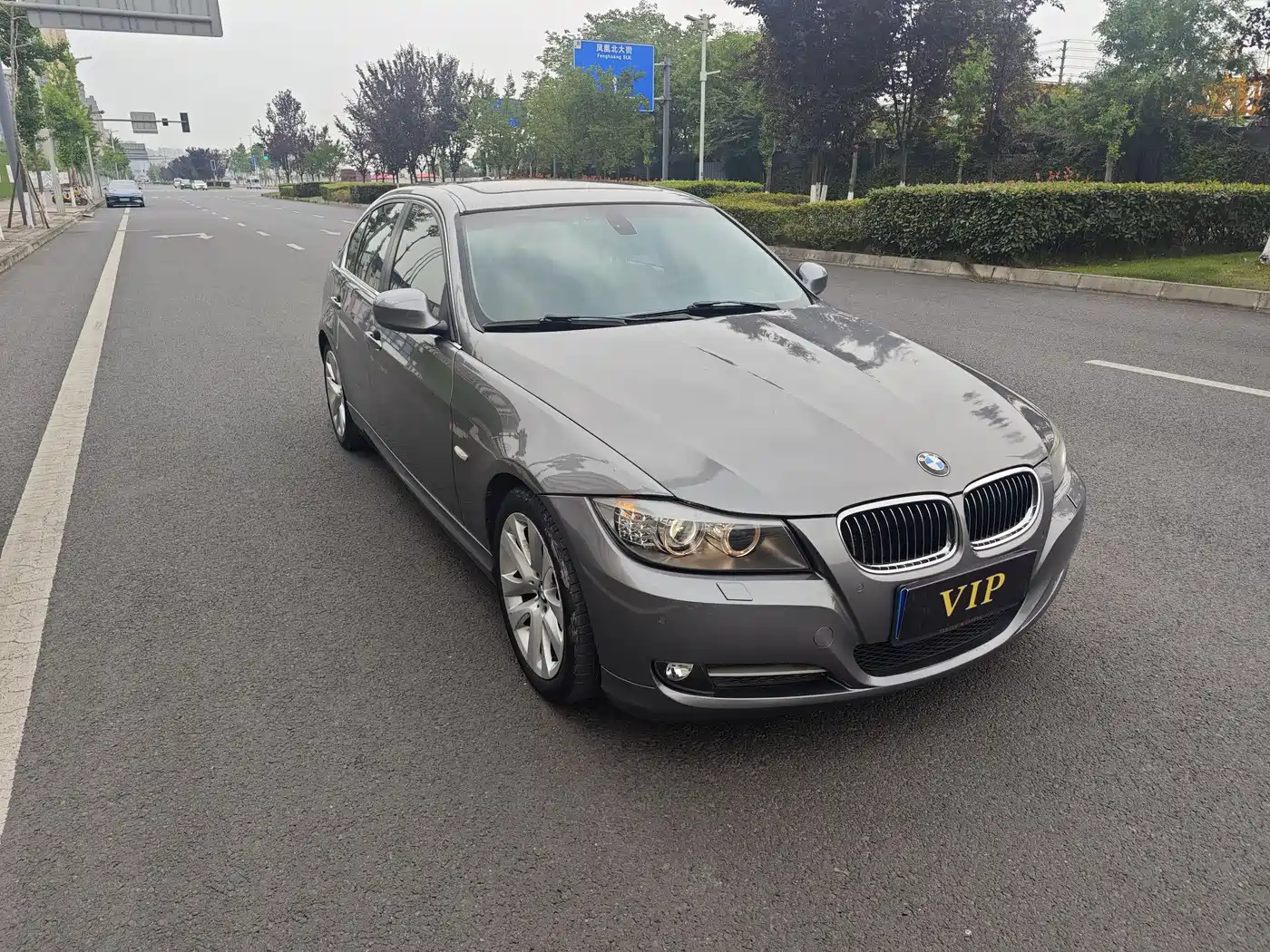 BMW 3 Series (Import) 2010 320i Luxury фото 8