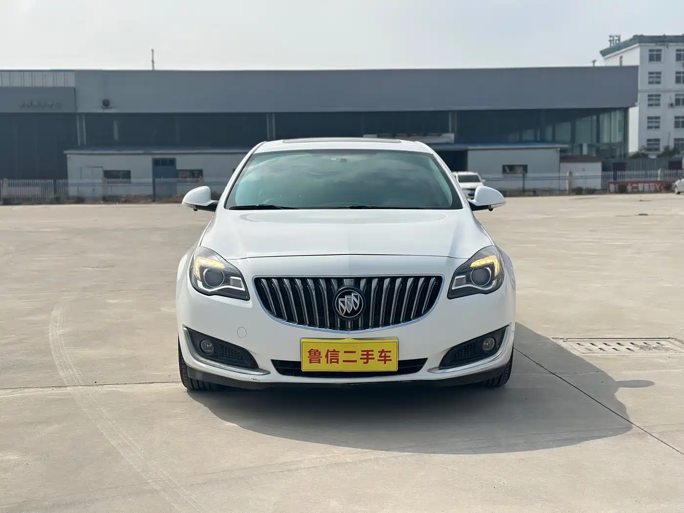 Buick Regal 2015 1.6T Leading Tech Edition