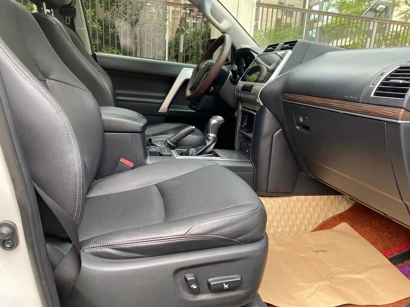 Toyota Prado 2018 3.5L Auto TX-L фото 19