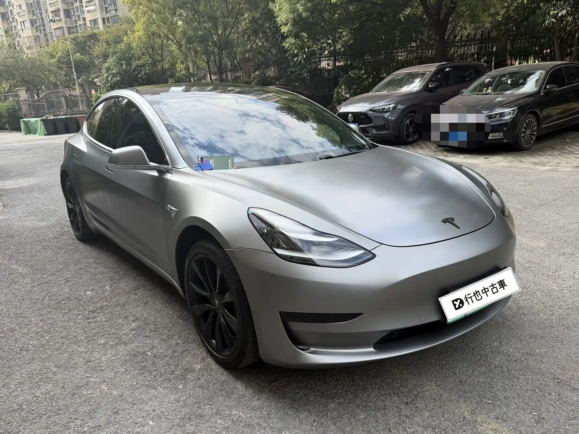 Фото 2 - Tesla Model 3