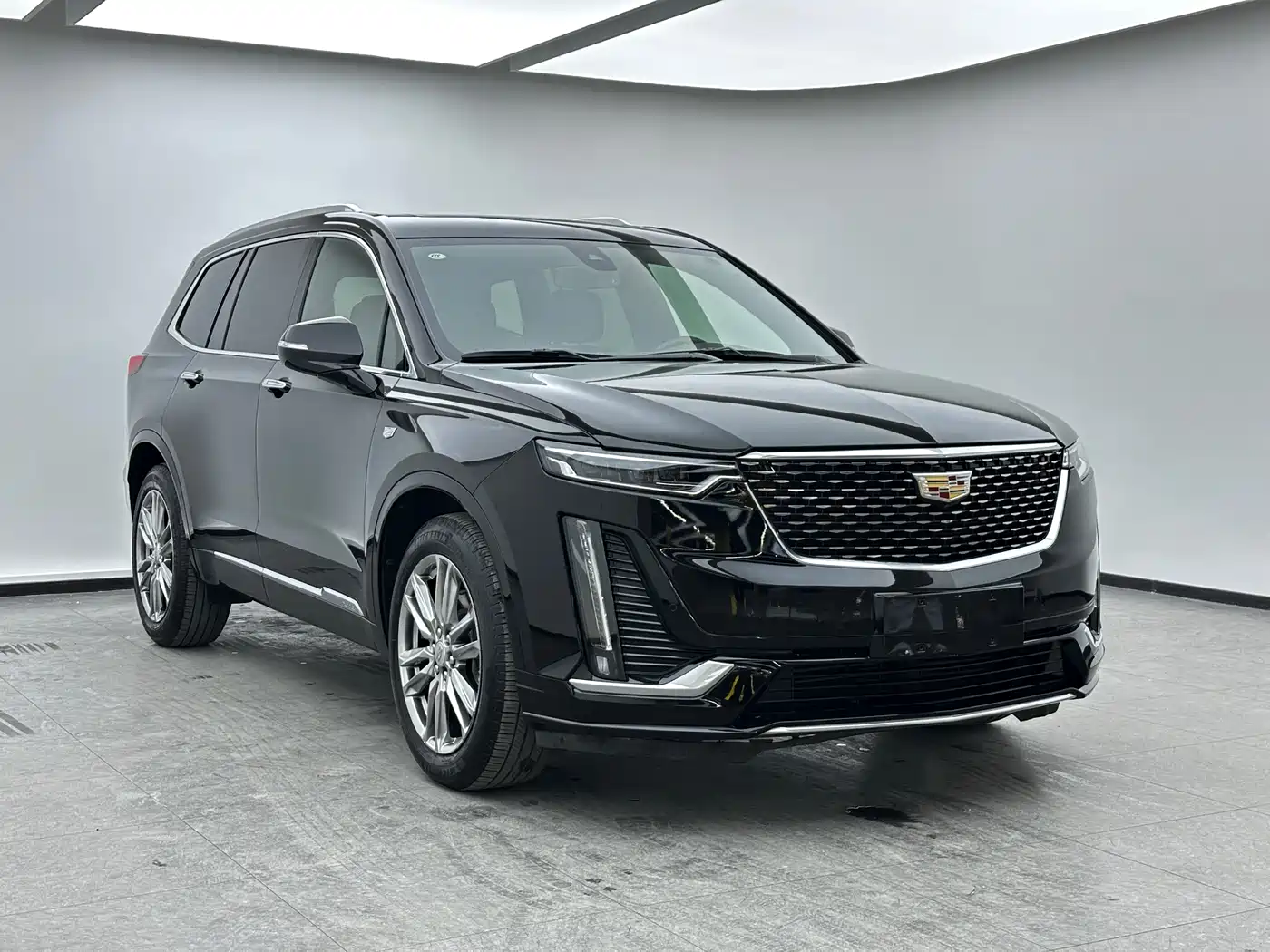 CADILLAC XT6