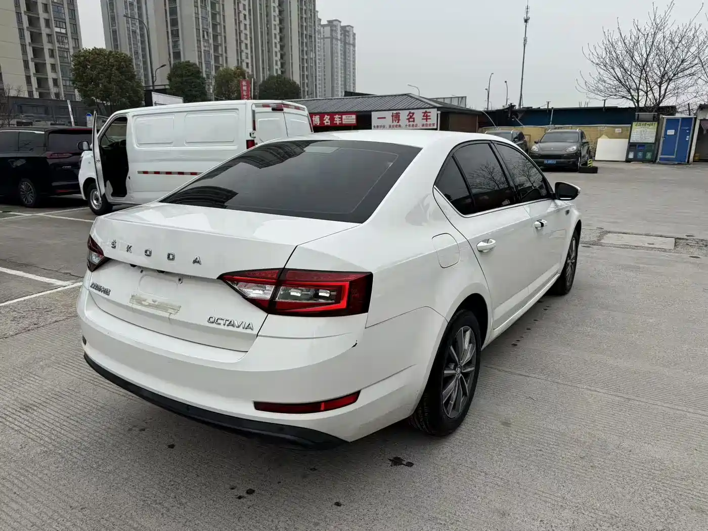 Škoda Octavia 2019 1.5L Automatic Smart Comfort China VI фото 6