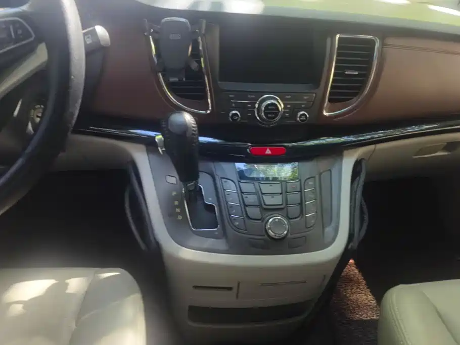 Фото 13 - JAC Motors Refine M5