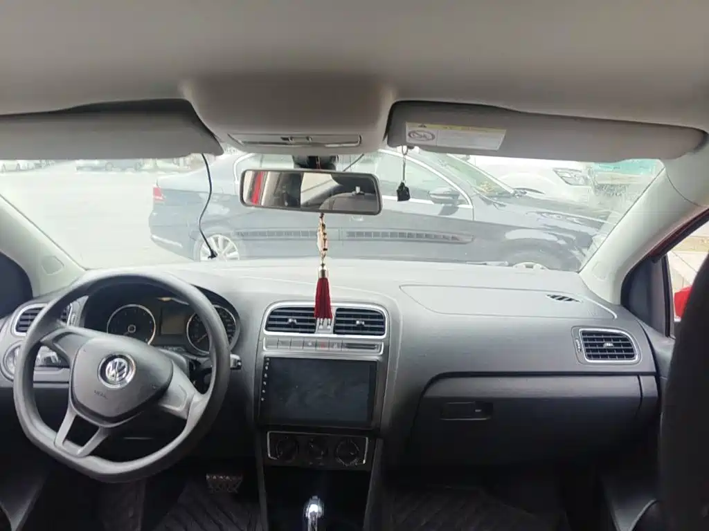 Volkswagen Polo 2015 2014 1.4L Automatic Comfort Edition