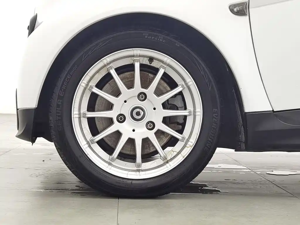 smart fortwo 2013 2012 1.0 MHD Hardtop Standard