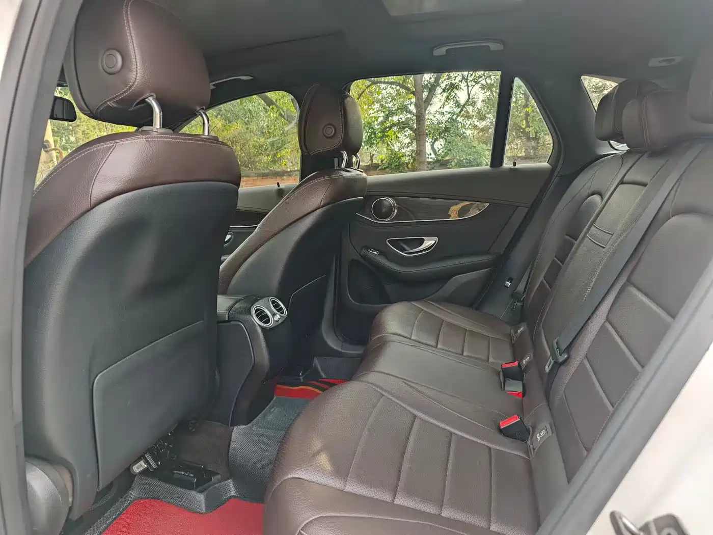 Mercedes-Benz GLC 2018 Facelift GLC 260 4MATIC Dynamic фото 5