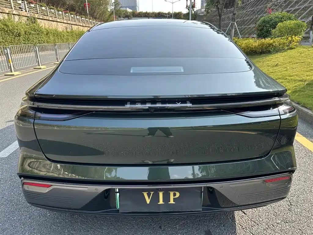 Geely Galaxy Galaxy Xingyao 8 2025 130km EM-P Starship Edition фото 5
