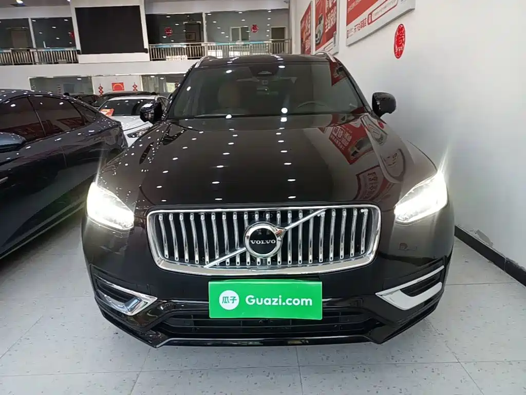 صورة 3 - Volvo XC90
