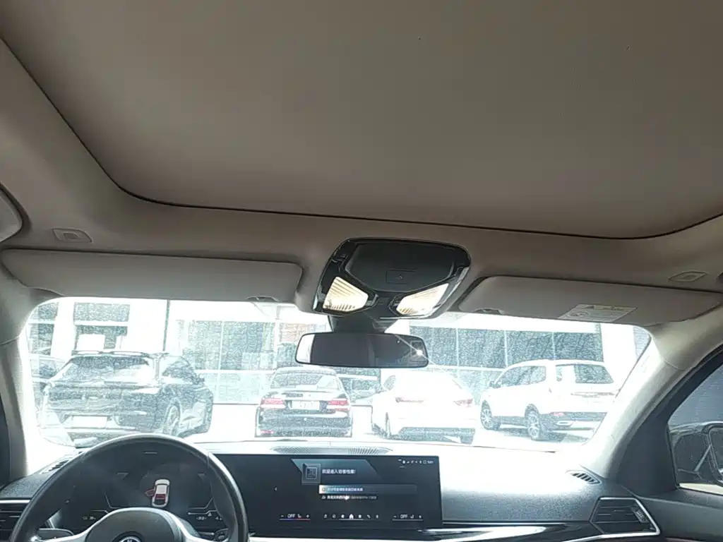 Photo 14 - BMW i3