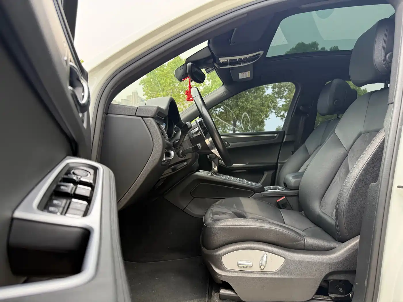 Porsche Macan 2017 Macan 2.0T фото 4
