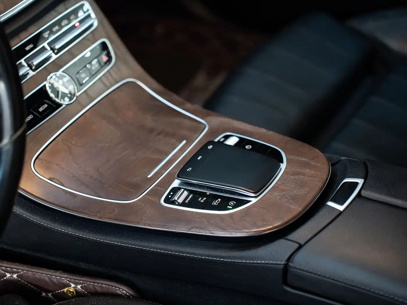 Mercedes-Benz E-Class 2019 E 260 L фото 12