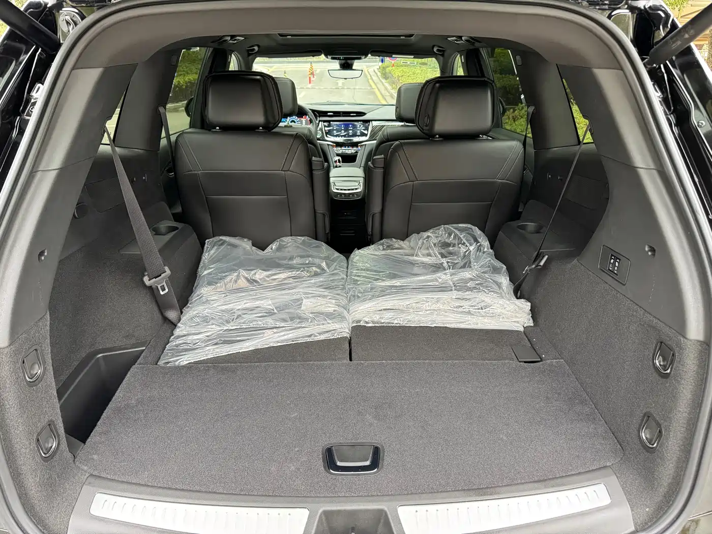 CADILLAC XT6