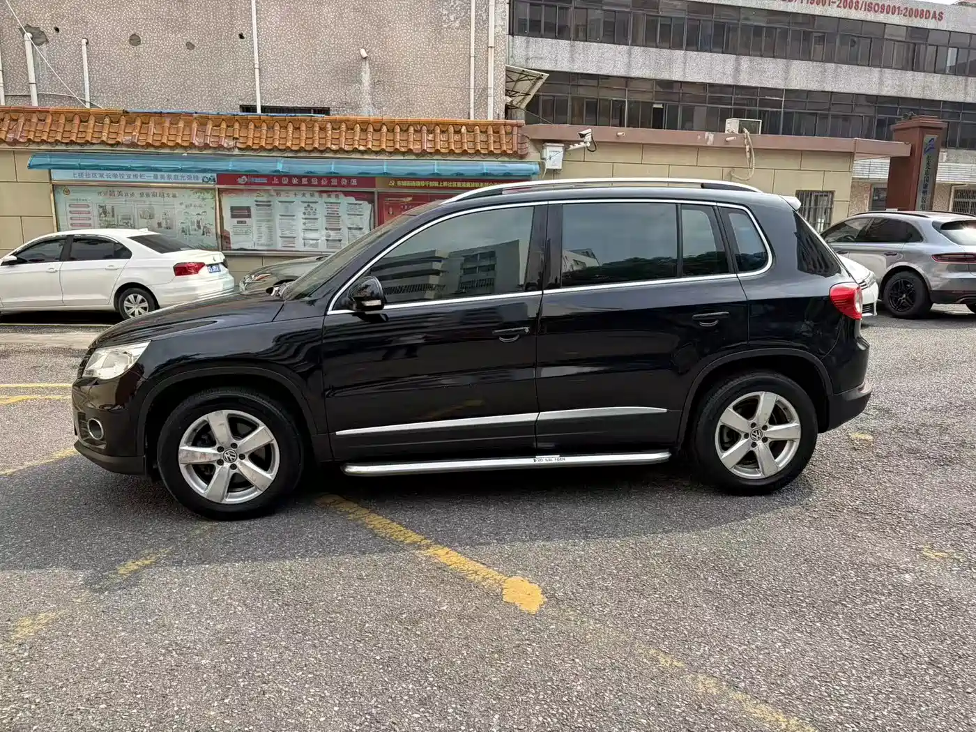 Volkswagen Tiguan 2012 1.8TSI Automatic 4WD Trend Edition фото 8