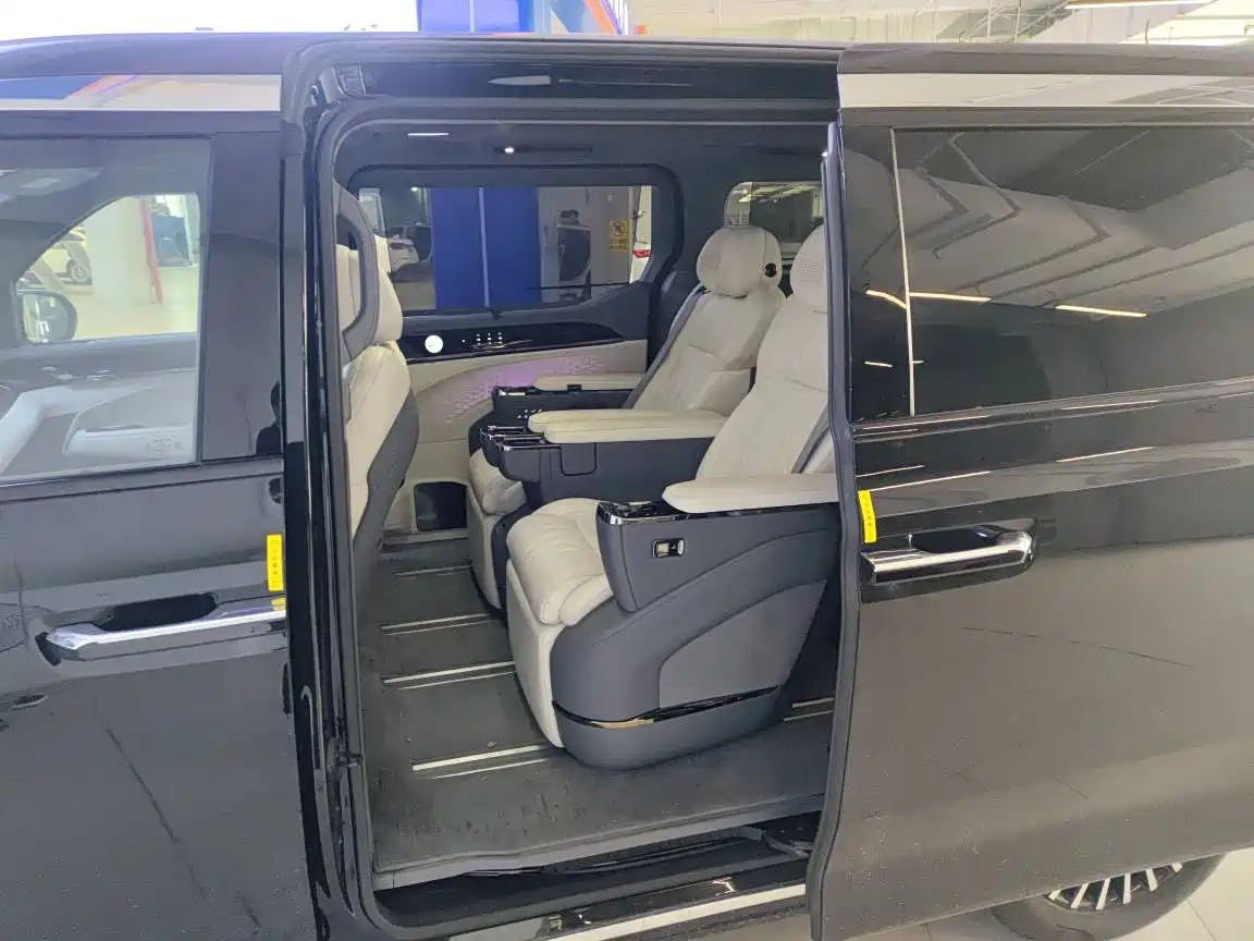 ZEEKR EXTREME KRYPTON 009