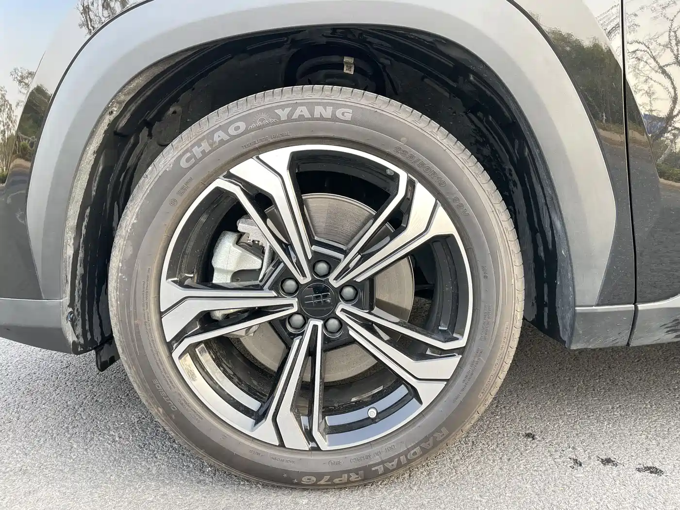 Geely Galaxy Galaxy L7 2025 EM-i 115km Explorer Edition фото 18