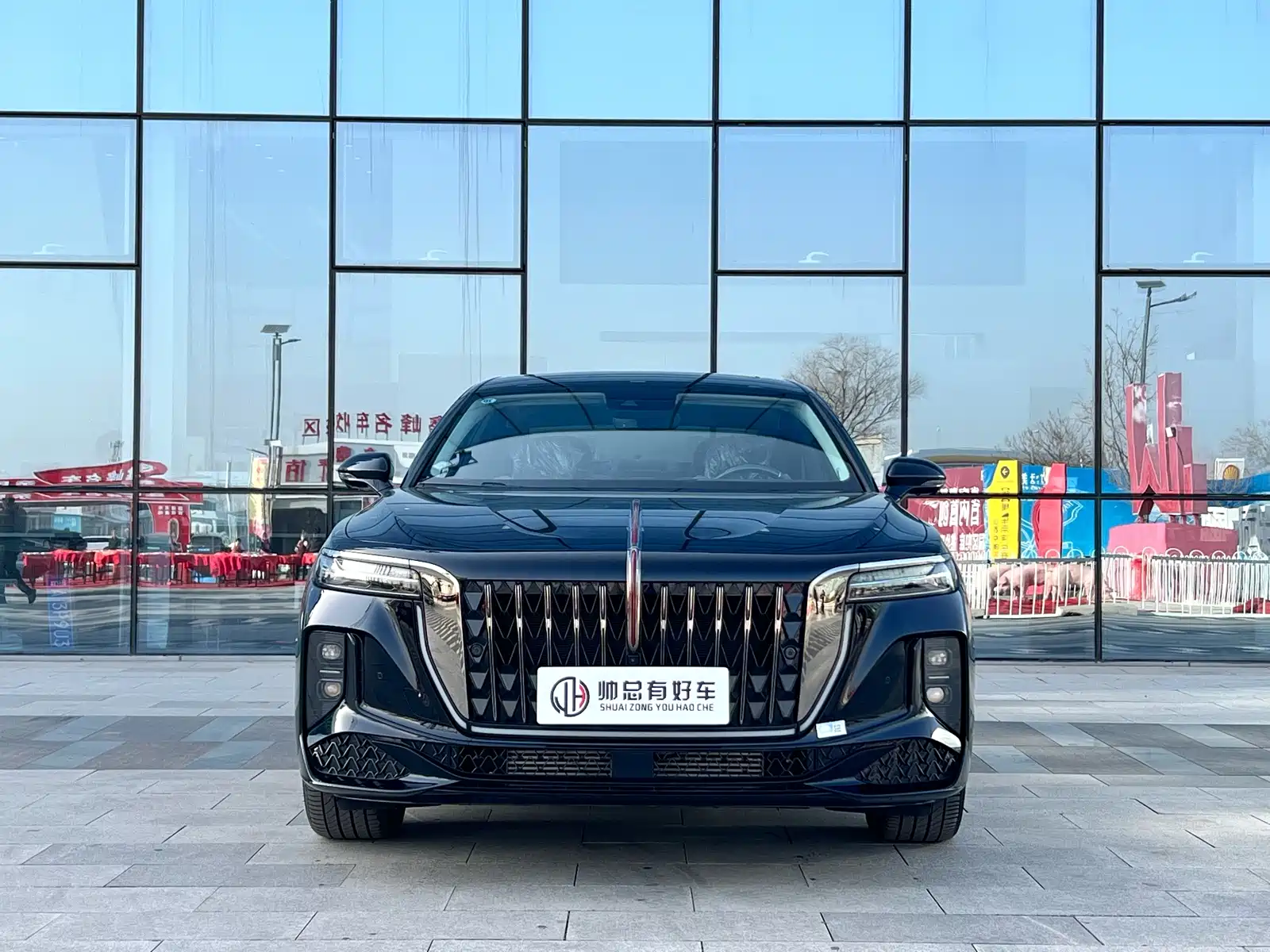 صورة 2 - Hongqi H9