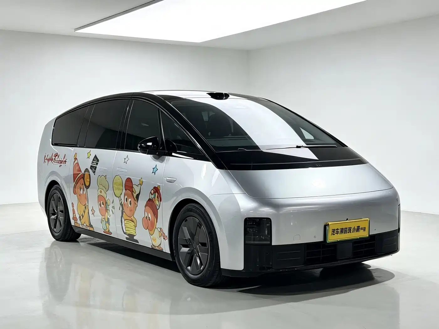 Li Auto MEGA 2025 — пригон из Китая