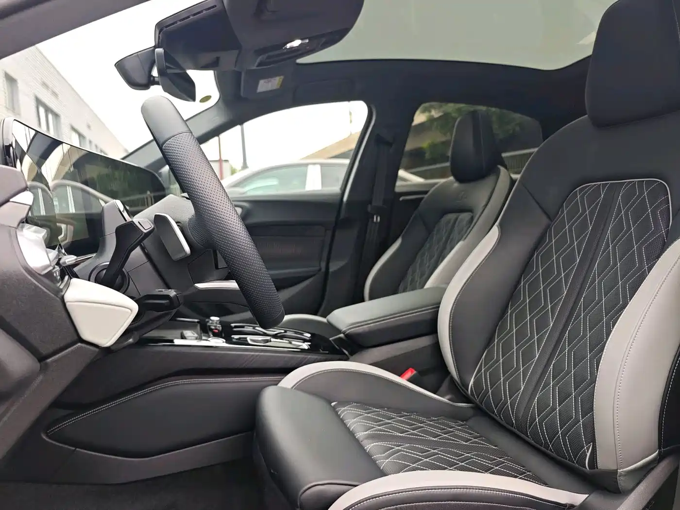 Фото 4 - Audi A5L Sportback