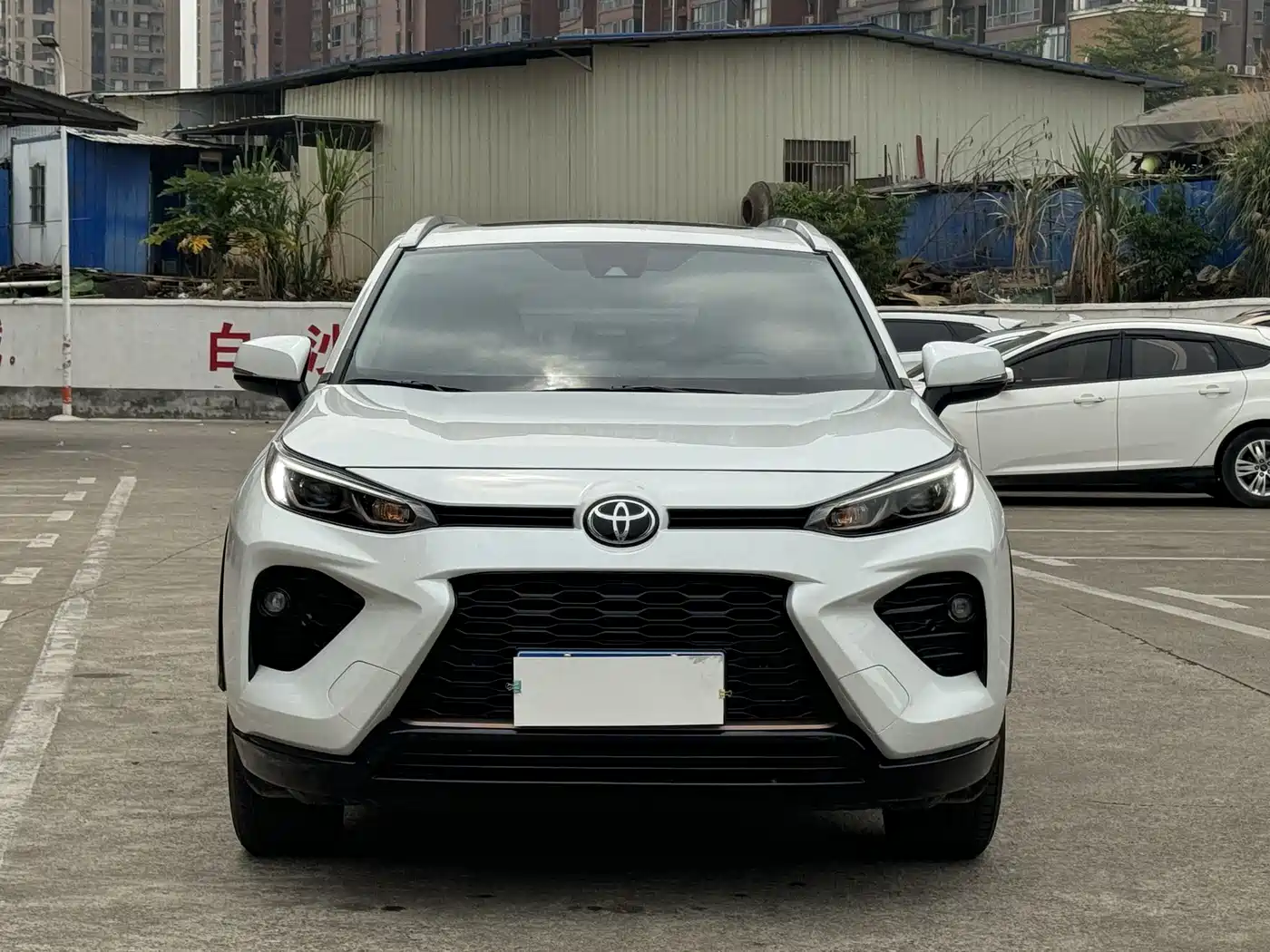 Toyota Wildlander 2024 2.0L CVT 2WD Urban Edition фото 2